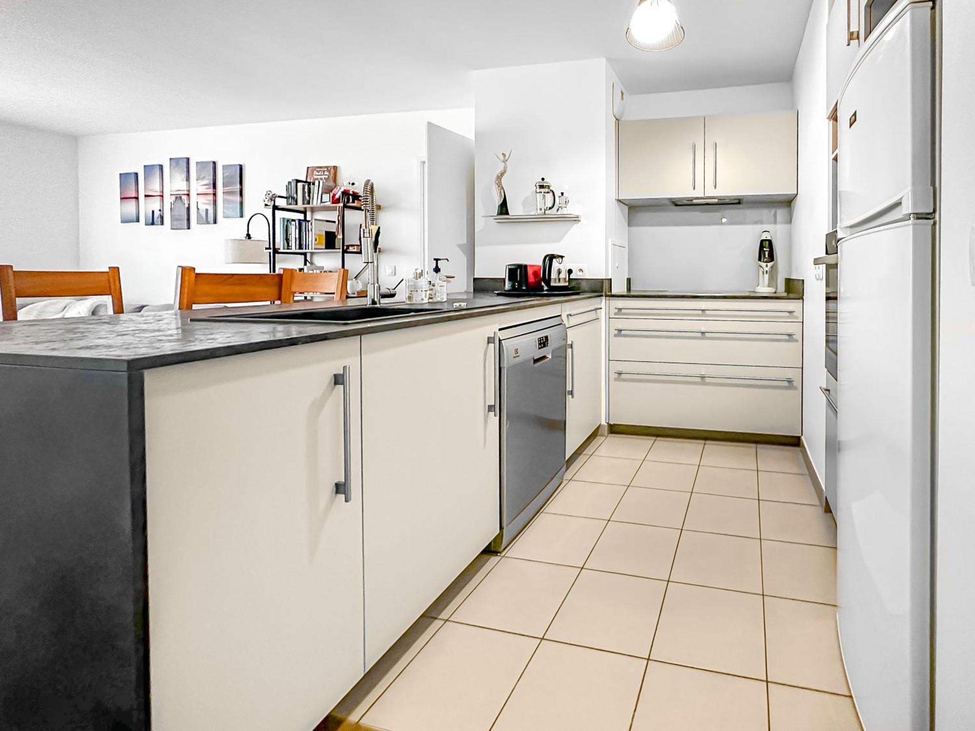 L'Escapade De Massy - Balcon, Place De Parking, Gares Rer B&C Et Tgv A 400M Exterior photo